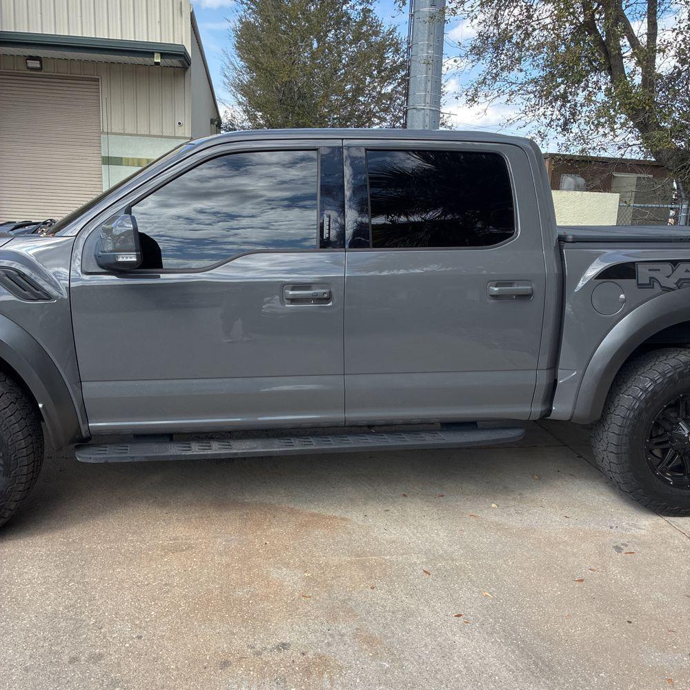 2018 Ford F-150 - image 8
