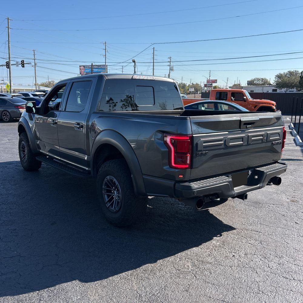 2020 Ford F-150 - image 10