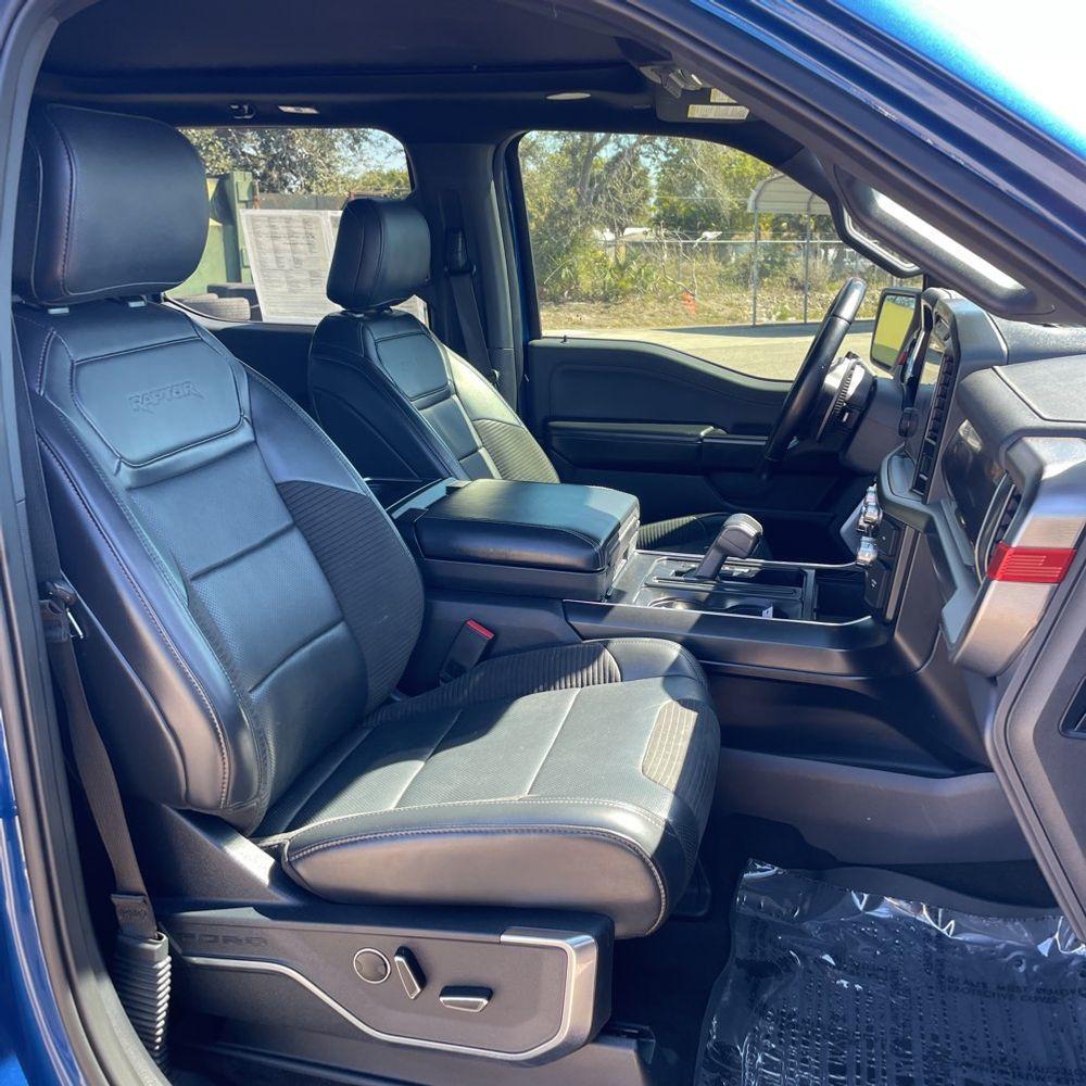 2022 Ford F-150 - image 2