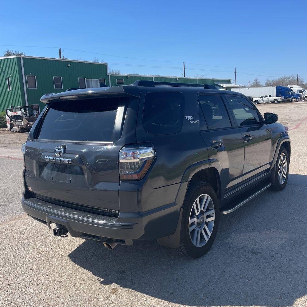 2024 Toyota 4Runner - image 12