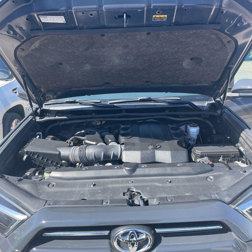 2024 Toyota 4Runner - image 13