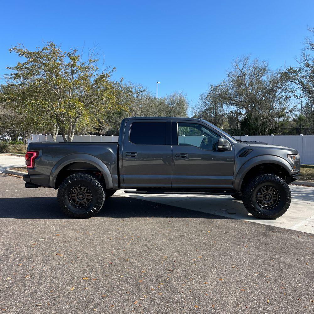 2019 Ford F-150 - image 13