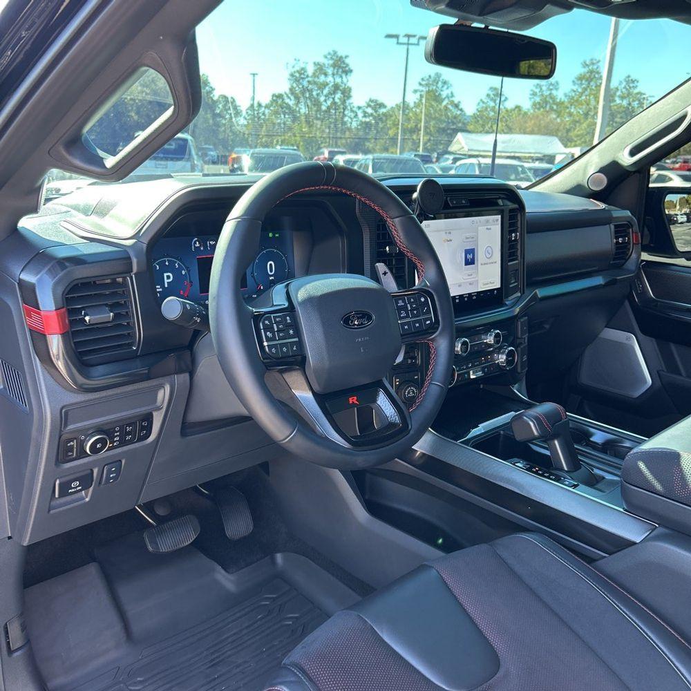 2025 Ford F-150 - image 7